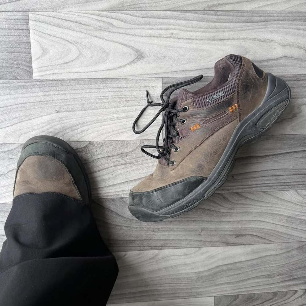 New Balance 690v1 Gore-Tex Size 10 Brown Hiking Shoes